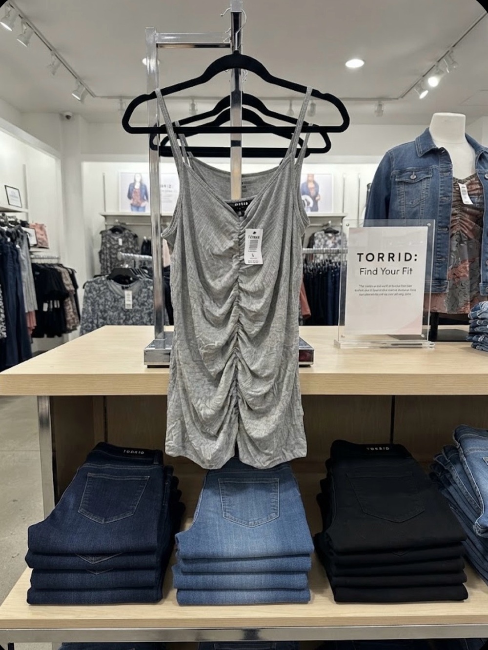 Torrid NWT Ruched Tank Top in Light Gray
